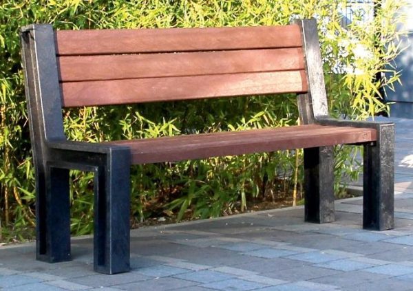 Hyde Park Seat, 1.65m, in Black/Brown Recycled Plastic